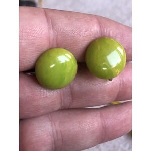 Spectacular Vintage Swirl Lime Green Bakelite Screwback Button Earrings